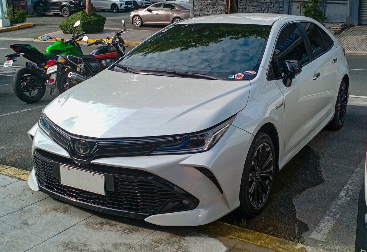 Corolla Altis vs Sentra